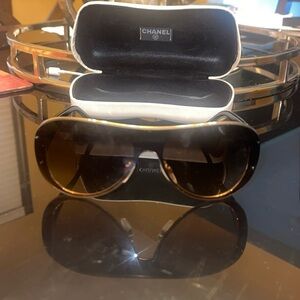 AUTHENTIC CHANEL AVIATOR